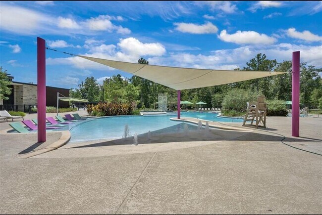Building Photo - 311 Fanpalm Ct