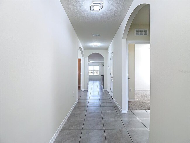 Building Photo - 2682 Common Fig Run