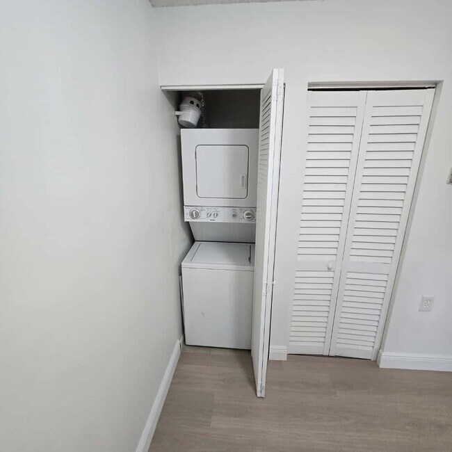 Building Photo - 6935 NW 179th St