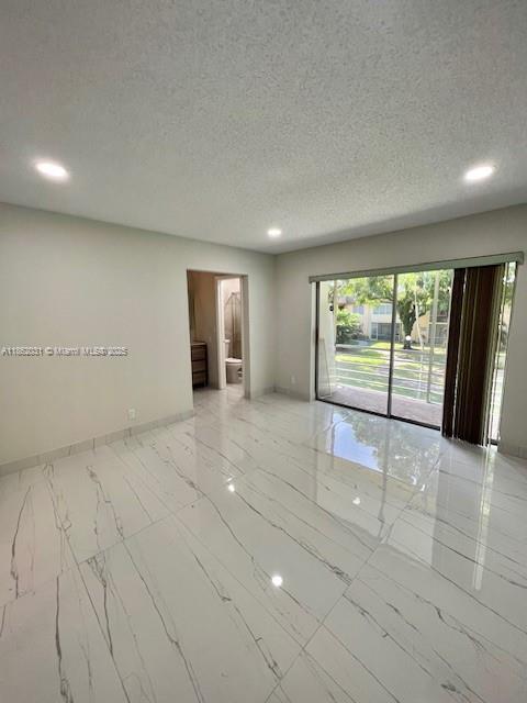 Building Photo - 5140 SW 40th Ave