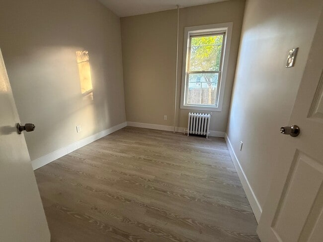 Building Photo - 221 Wilkinson Ave