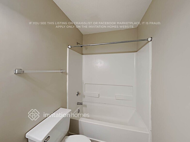 Building Photo - 6955 Greenfield Ln