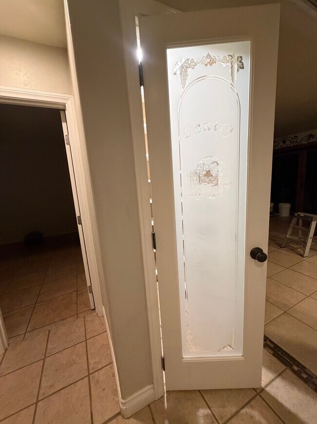 Building Photo - 28320 Serenity Path