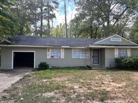 Building Photo - 237 Sykes Rd