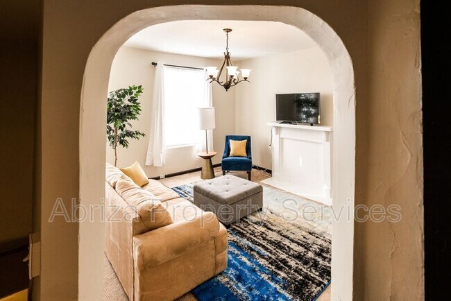 Primary Photo - 2153 Stansbury St