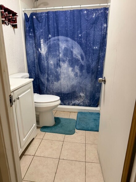 Building Photo - 11987 N Wimer Rd