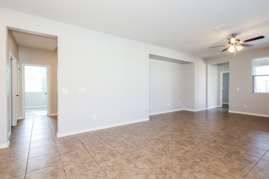 Building Photo - 10404 W Hammond Ln