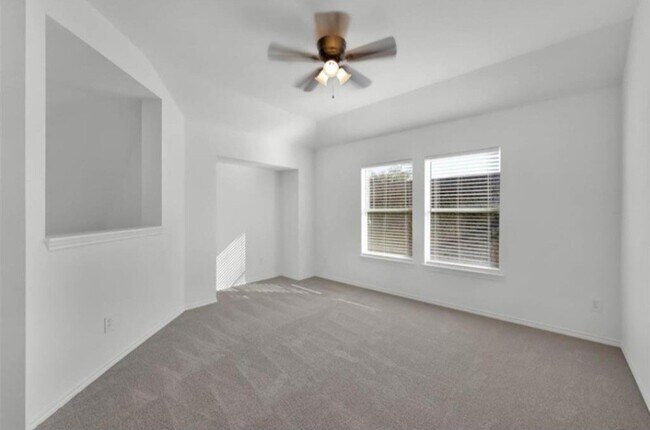 Building Photo - 22056 Knights Cove Dr