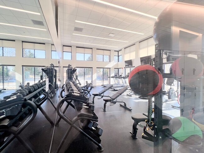 Building Photo - 6308 Juniper Dr