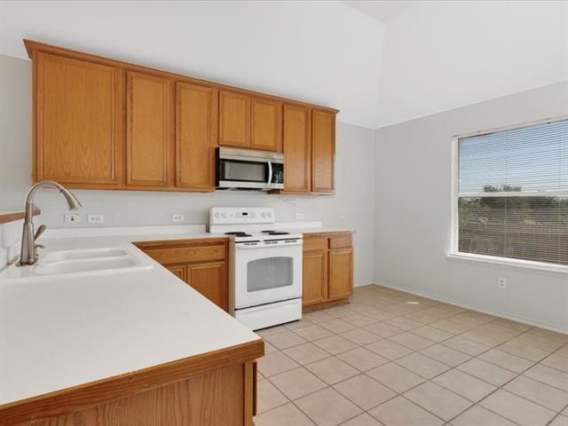 Building Photo - 1101 Roping Reins Way