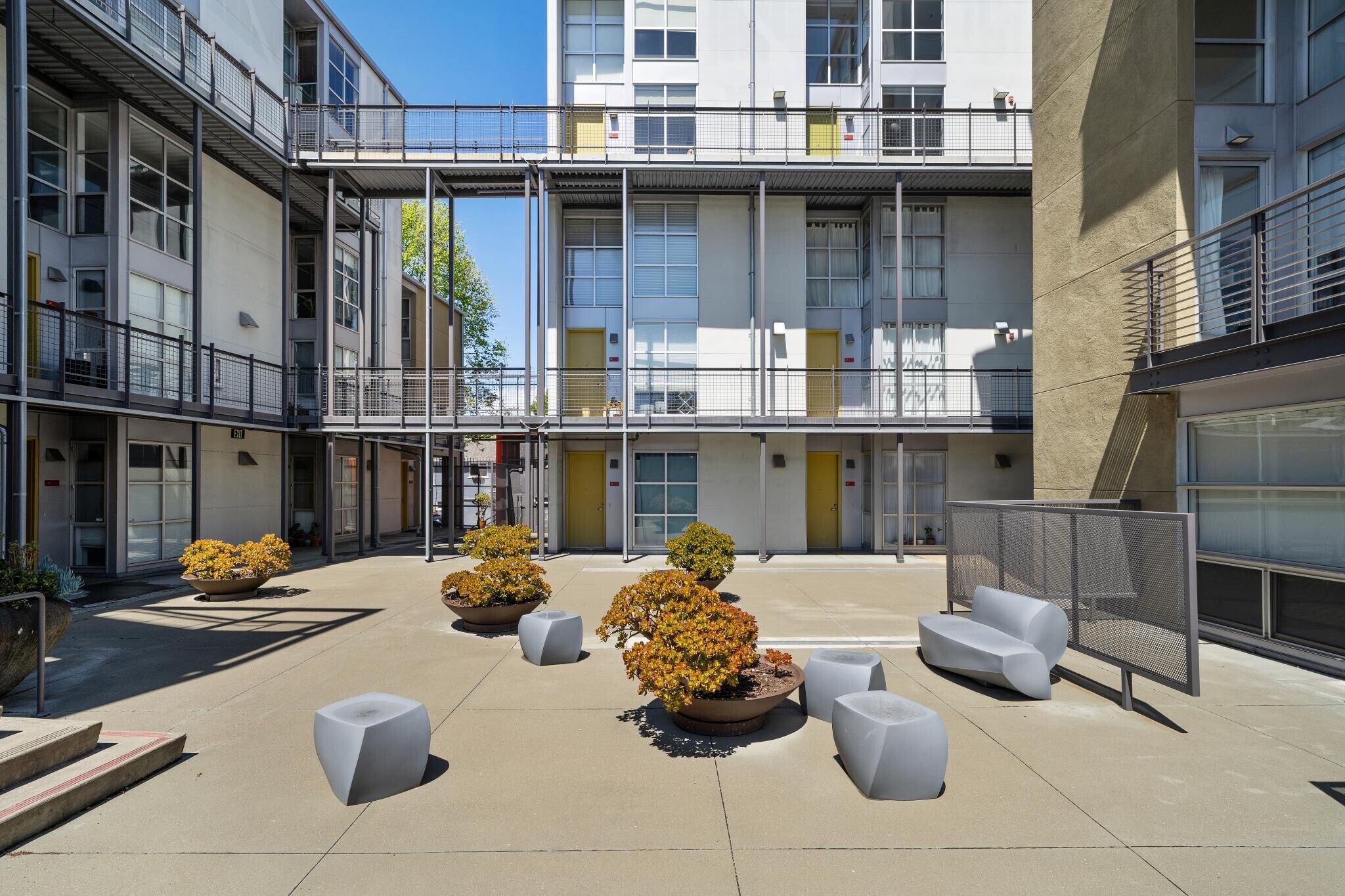 Building Photo - 1007 41st St