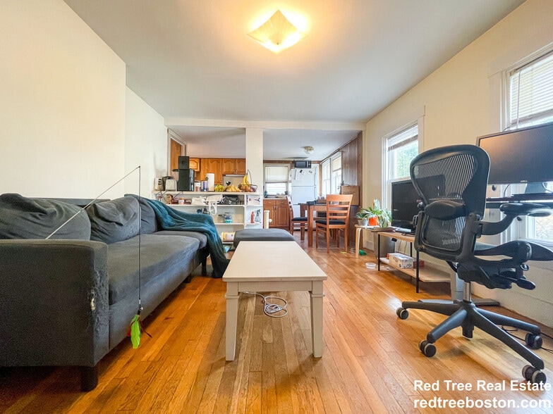 Primary Photo - 28 A Cherry St