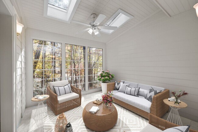 Building Photo - 9024 St Thomas Ln