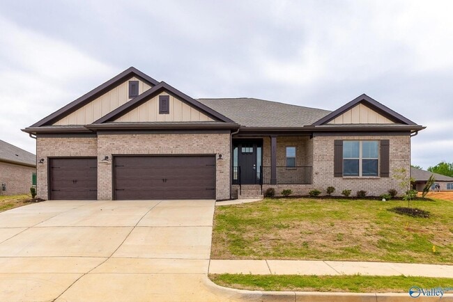 Primary Photo - 217 John Clift Cir