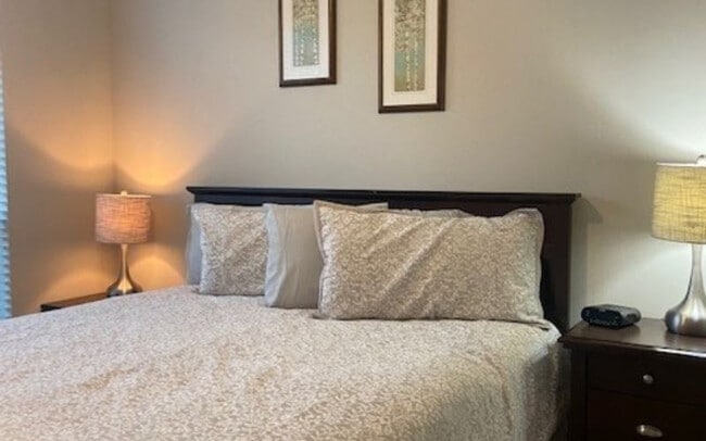 Building Photo - 3101 Akers Mill Rd SE