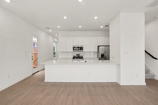 Building Photo - 12610 Blue Catfish Ln