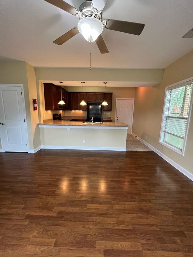 Building Photo - 434 N Martin Luther King Blvd