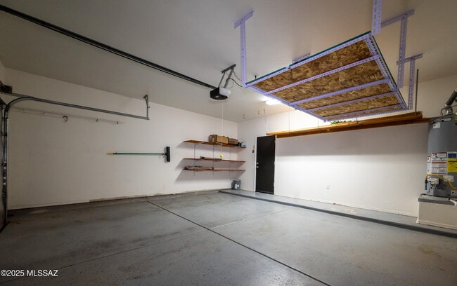 Building Photo - 27 W Camino Rancho Quito