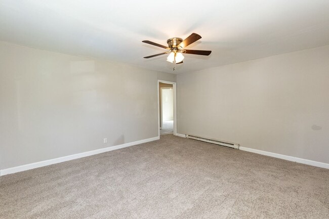 Building Photo - Corner Lot Two Bedroom Home