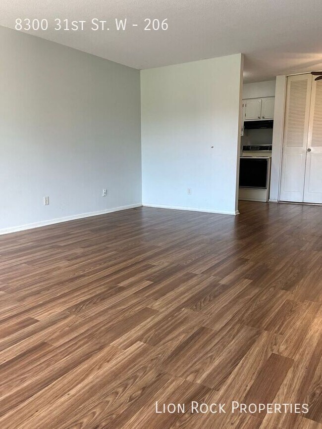 Building Photo - 8300 W 31st St