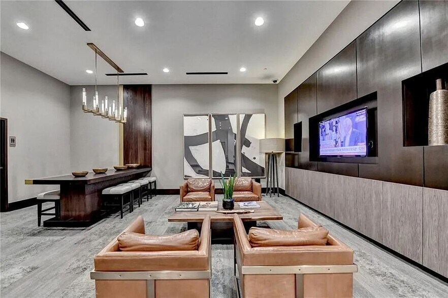 Building Photo - 855 Peachtree St NE