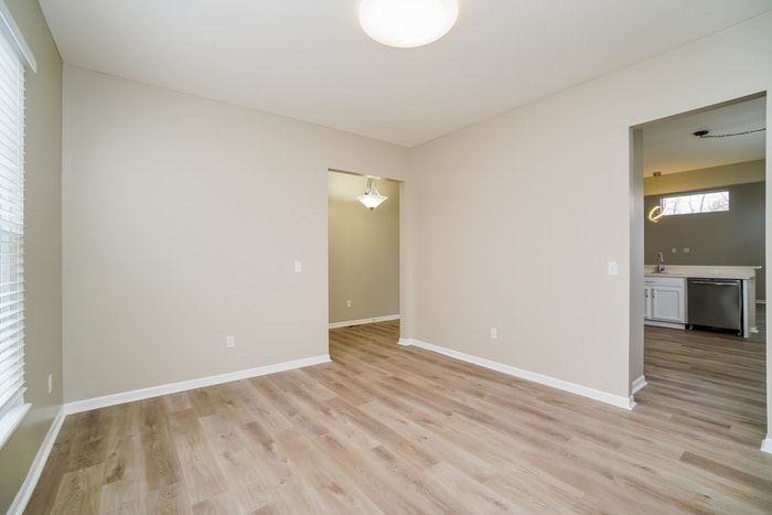 Building Photo - 1497 Westbrook Dr