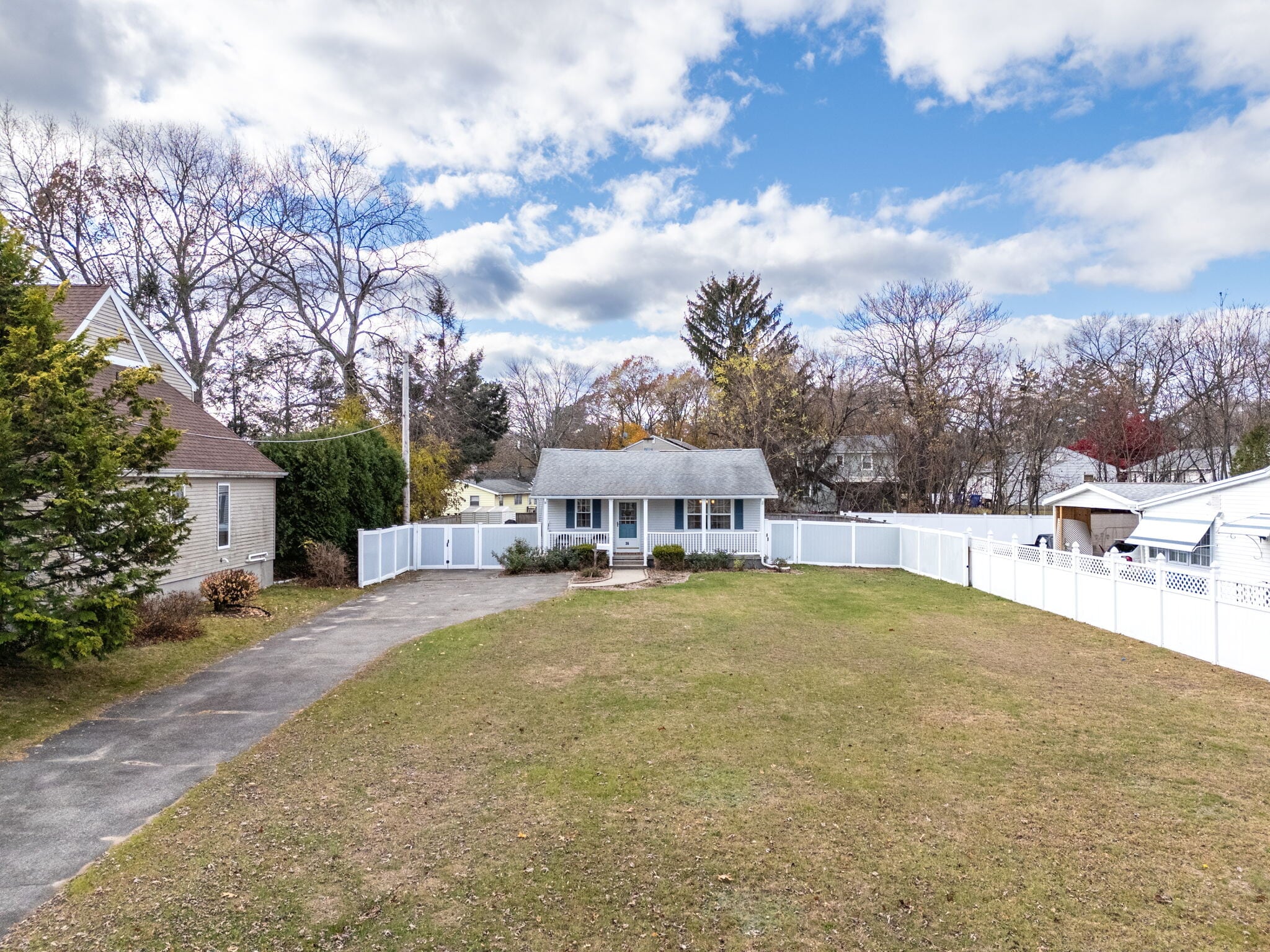 Building Photo - 36 Kulig St