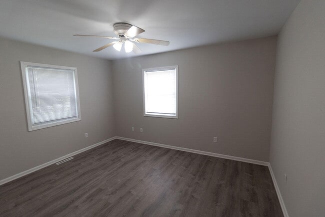 Building Photo - 4836 Meadow Lark Ln