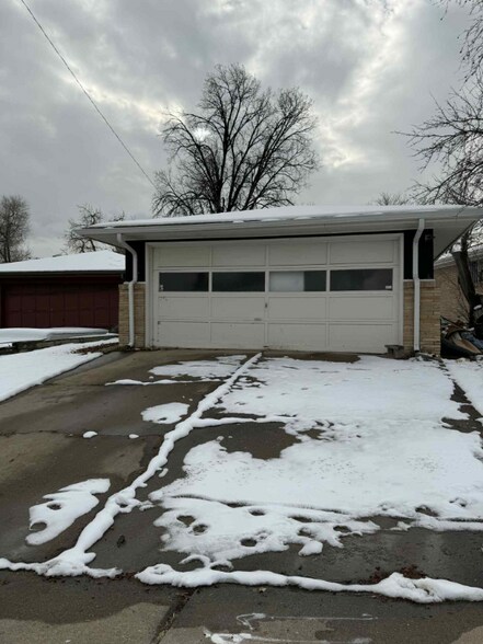 Building Photo - 7530 Eliot St