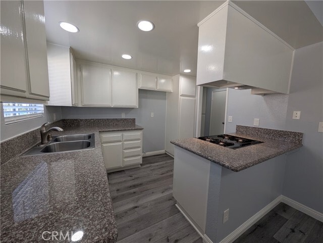 Building Photo - 527 E Colorado Blvd