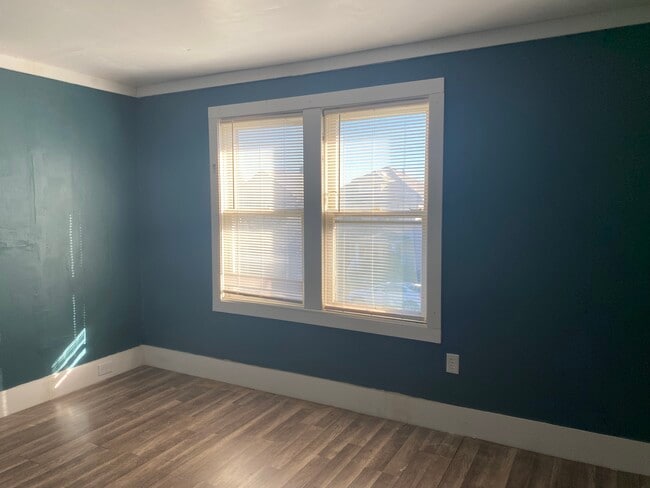 Building Photo - 1211 Wood St