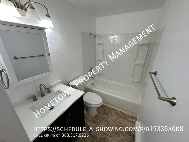 Building Photo - Lower Level 2 Bedroom Apartment with W/S/G...