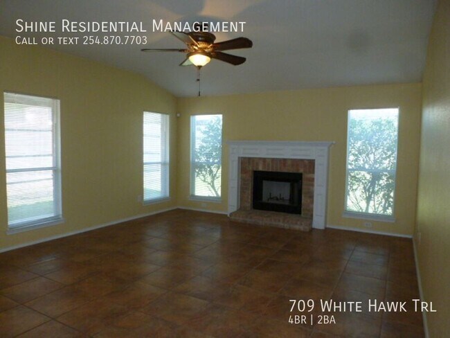 Building Photo - 709 White Hawk Trl