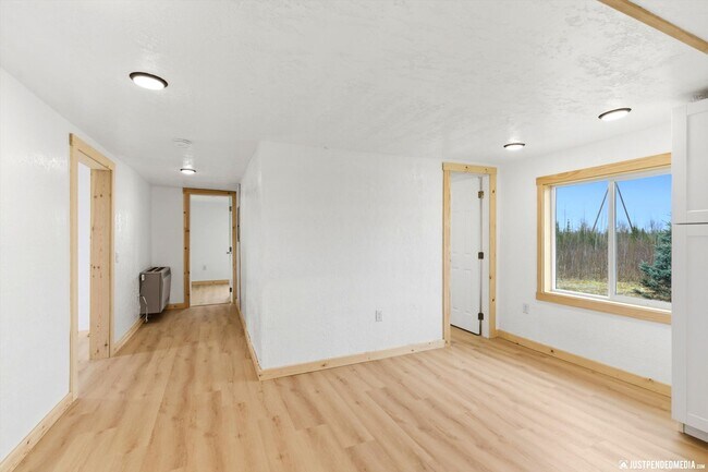 Building Photo - 12716 Hawk Ln