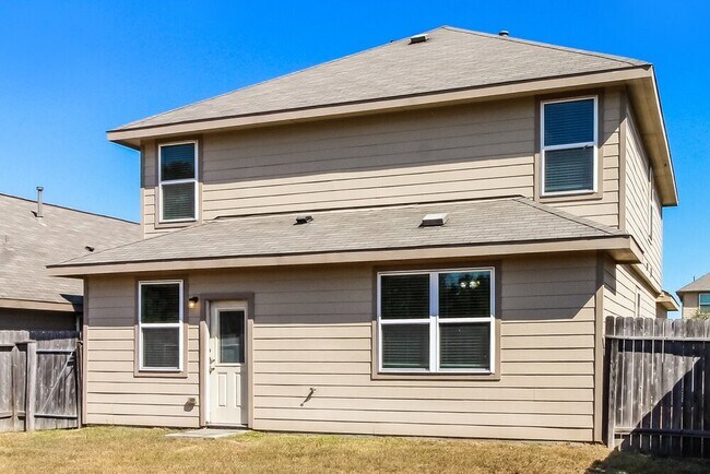 Building Photo - 10323 Leafy Autumn Path