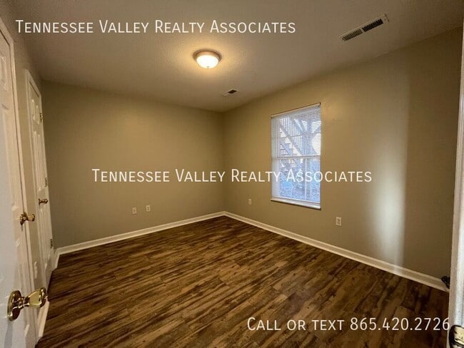 Building Photo - 156 N Illinois Ave