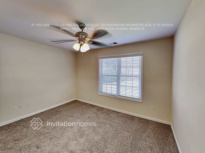 Building Photo - 1937 Lightwood Way NW