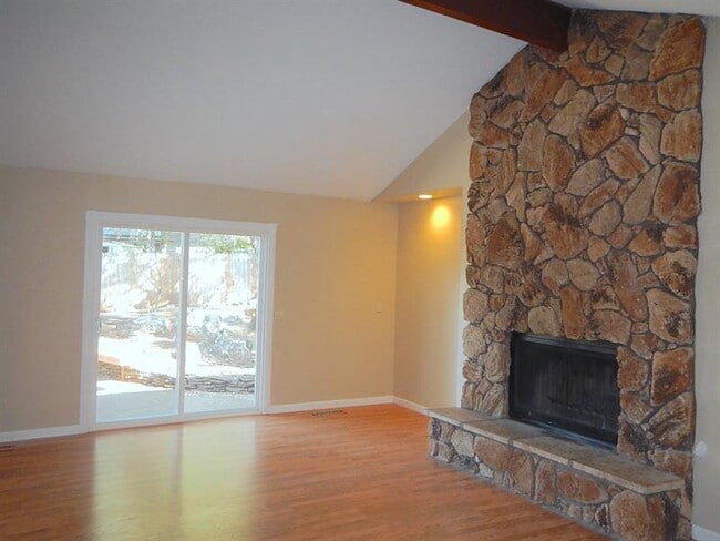 Building Photo - 3951 Hillsborough Rd