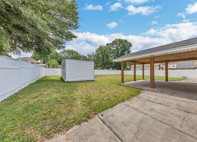 Building Photo - Beautiful 3 Bedroom in Fort Walton Beach