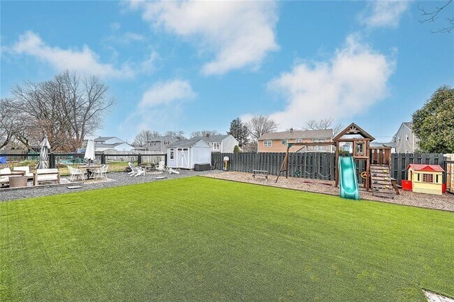 Building Photo - 73 Washburn Ave