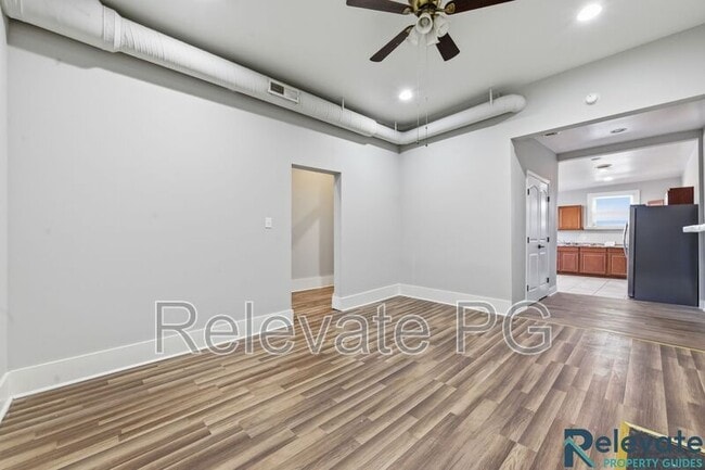 Building Photo - 2820 Q St