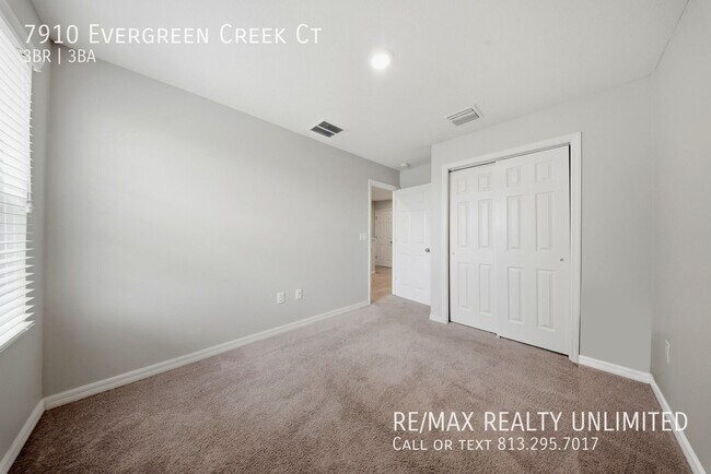 Building Photo - 7910 Evergreen Creek Ct