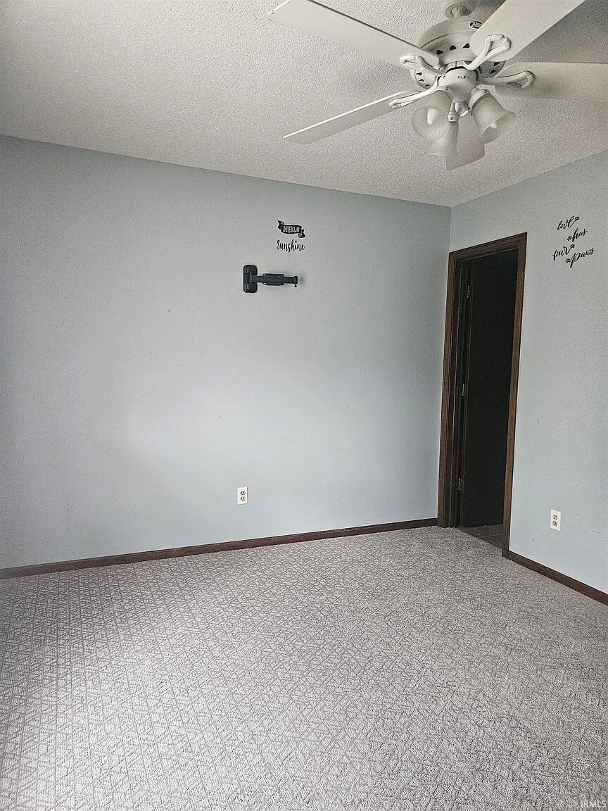 Building Photo - 1330 Springbrook Rd