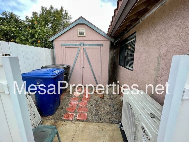 Building Photo - 3929 Rancho Del Oro Dr