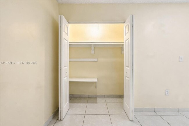 Building Photo - 8760 SW 133rd Avenue Rd