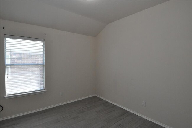 Building Photo - 1129 Alexandria Way