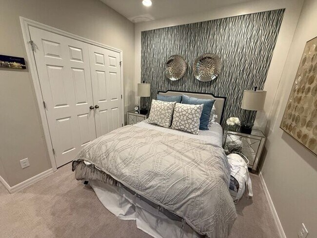 Building Photo - 4/2 Groveland Builder Model Home