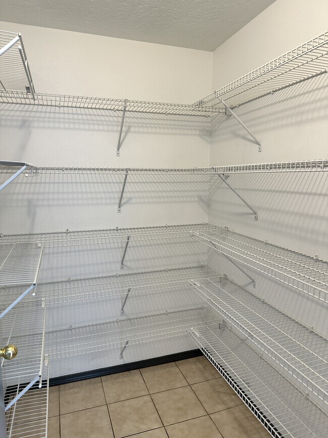 Building Photo - 3416 Parktrail Ct