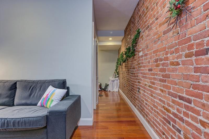 Building Photo - 14 Westland Ave