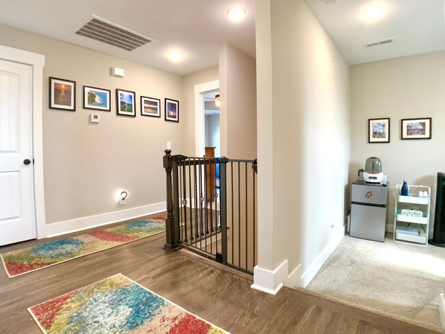 Building Photo - 7372 Winding Way